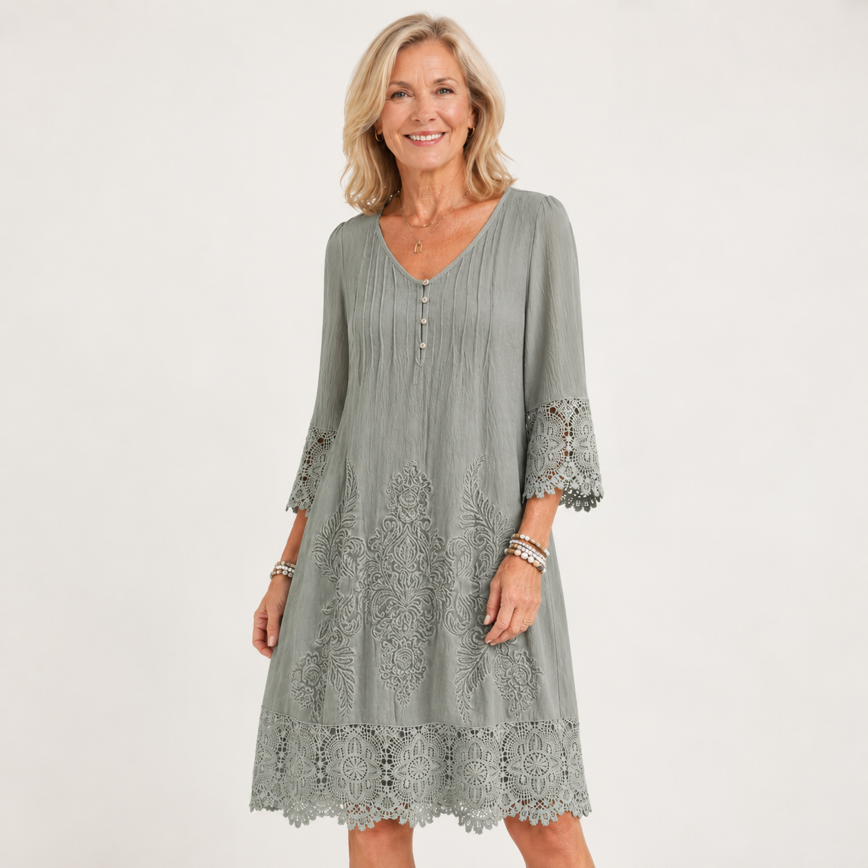 Genevieve™ | Vintage Lace Midi Dress